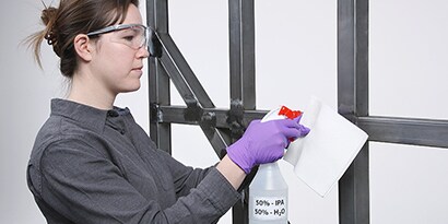 surface preparation mixture of isopropyl alcohol and water before applying 3M VHB tape
