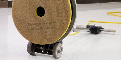 learn how to clean different types of floors with our 3m floor cleaning solution
