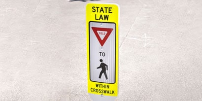 3M reflective sheeting for pedestrian crossing road sign 
