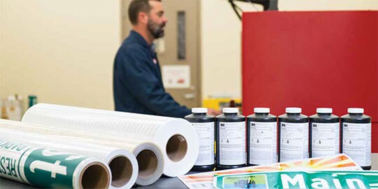 learn more about how 3M can help you deliver high-quality and lasting digital traffic signs
