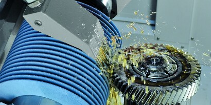 3M Cubitron II Wheel demonstrating Threaded Gear Grinding

