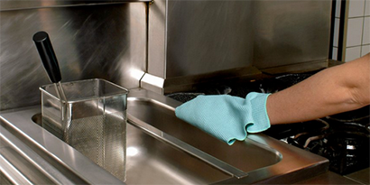 Commercial Kitchen Appliance Cleaning
